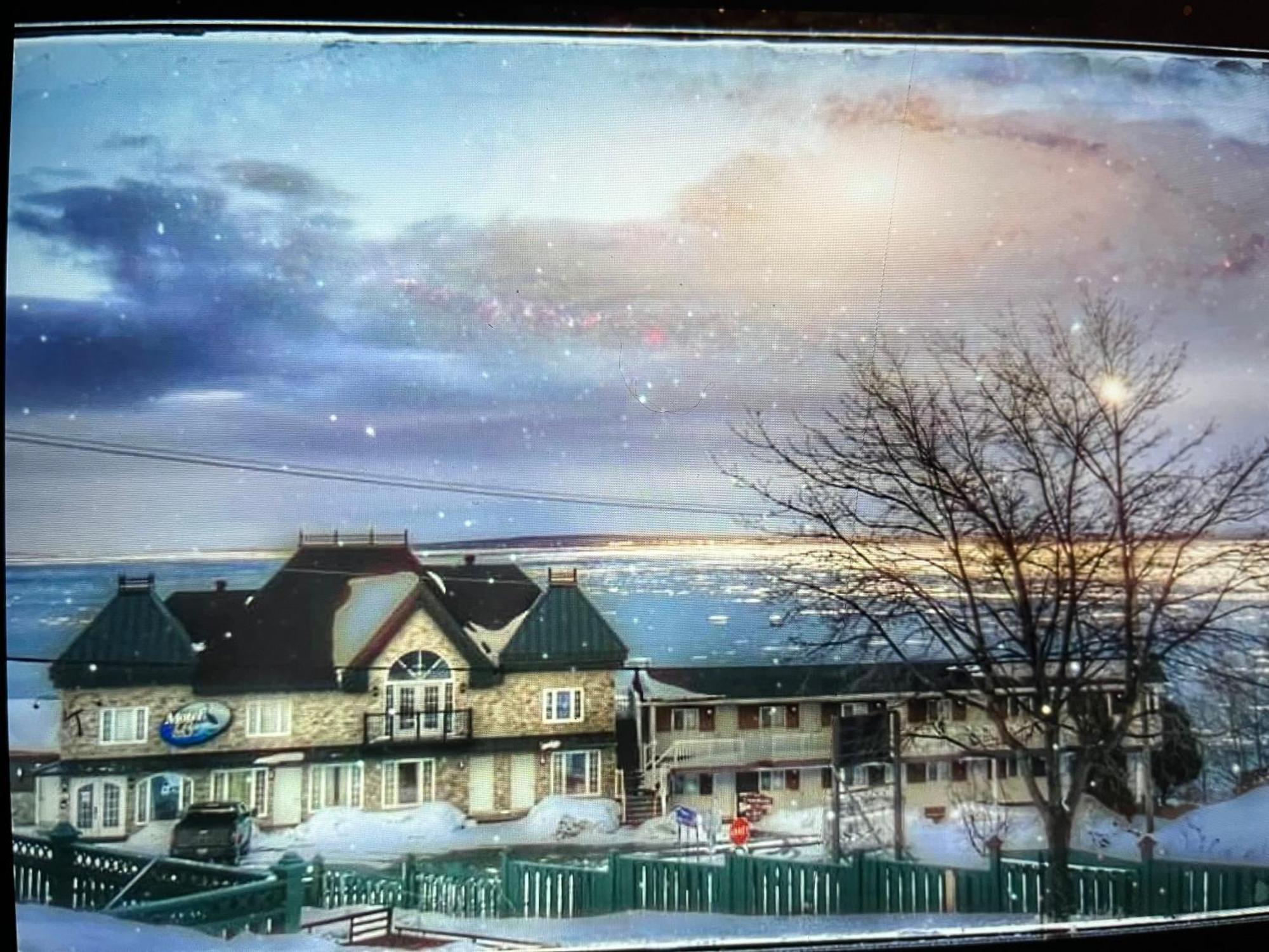 Motel Vue Belvedere Saint-Siméon Dış mekan fotoğraf