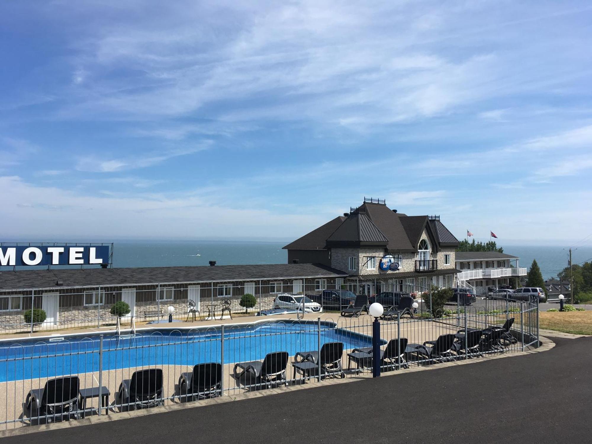 Motel Vue Belvedere Saint-Siméon Dış mekan fotoğraf